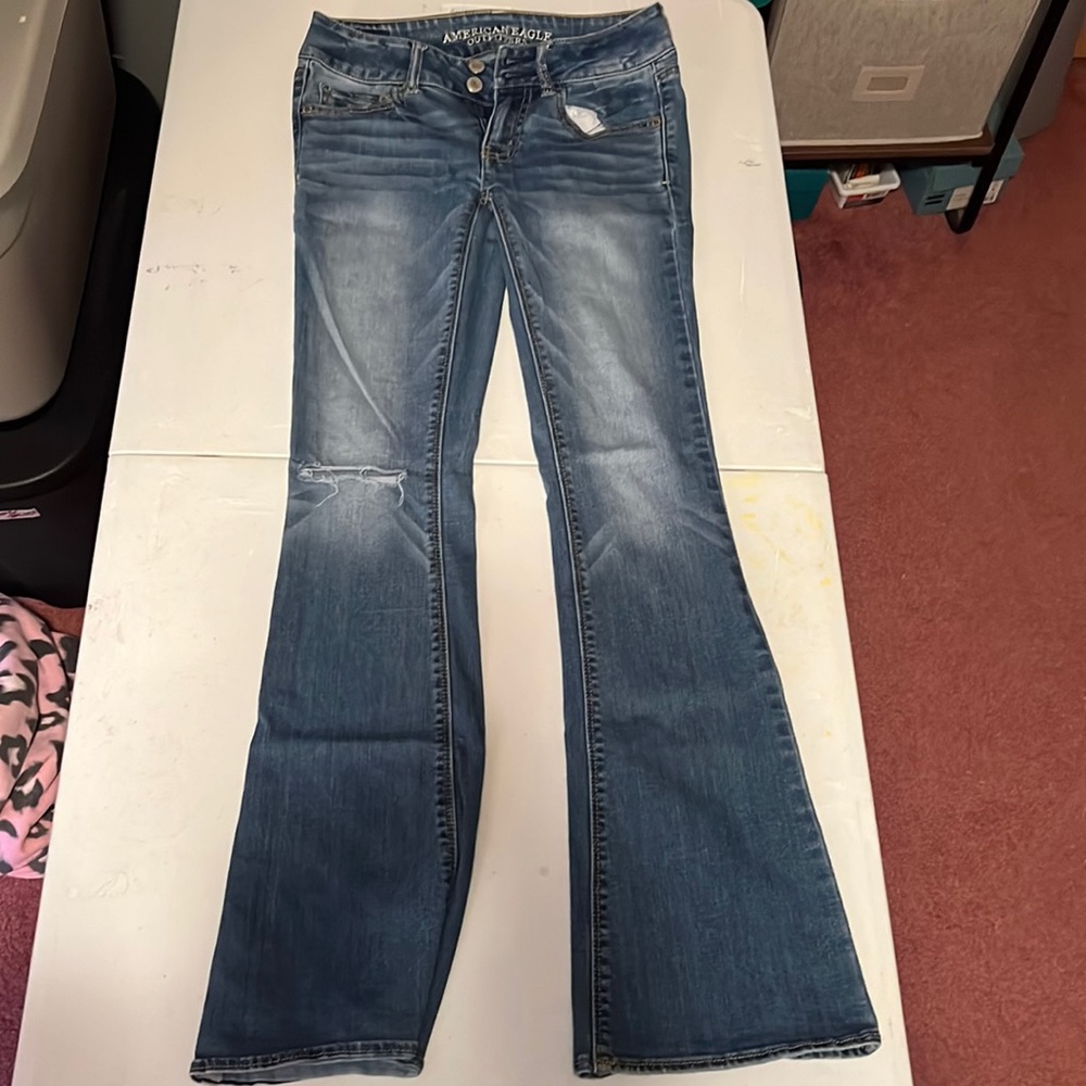 American eagle artist jeans. Size 0